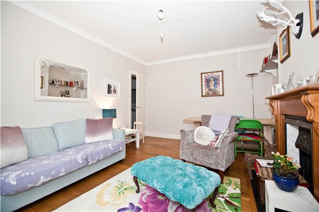  Image of 2 bedroom Ground Flat for sale in Birkenhead Avenue Kingston upon Thames KT2 at Birkenhead Avenue, Kingston upon Thames, KT2